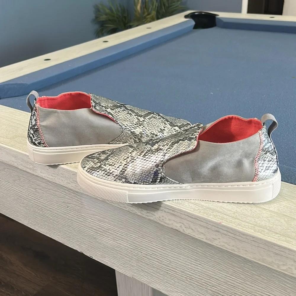 Hey Dude Women’s Peyton Casual Shoes NWOB - Picture 6 of 10